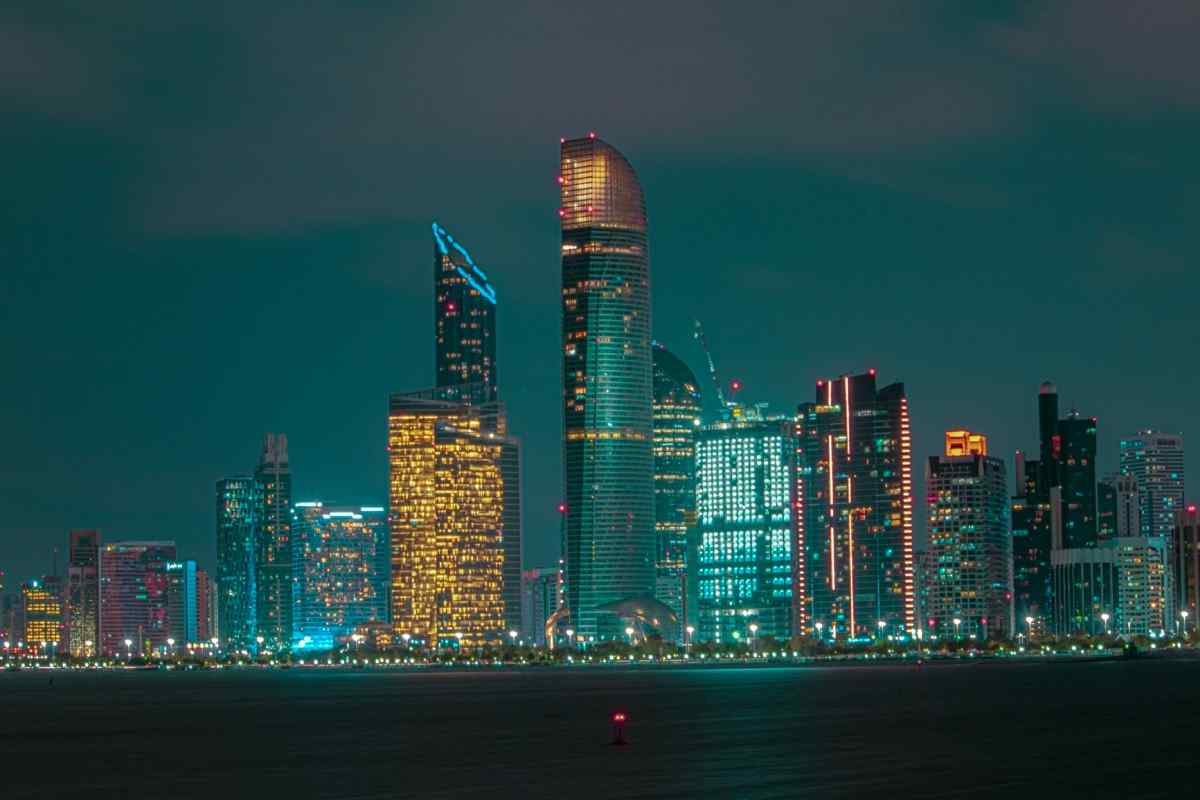 Invest in Abu Dhabi Real Estate