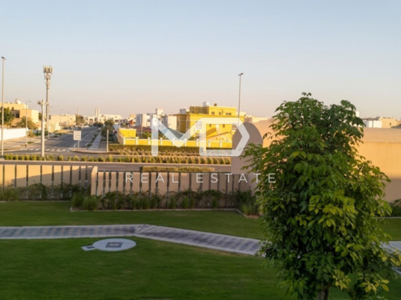 Single Row | Vacant 3BR+M TH | Upgraded Interior - Muzera Community, Al Raha Gardens - MD-S-124886