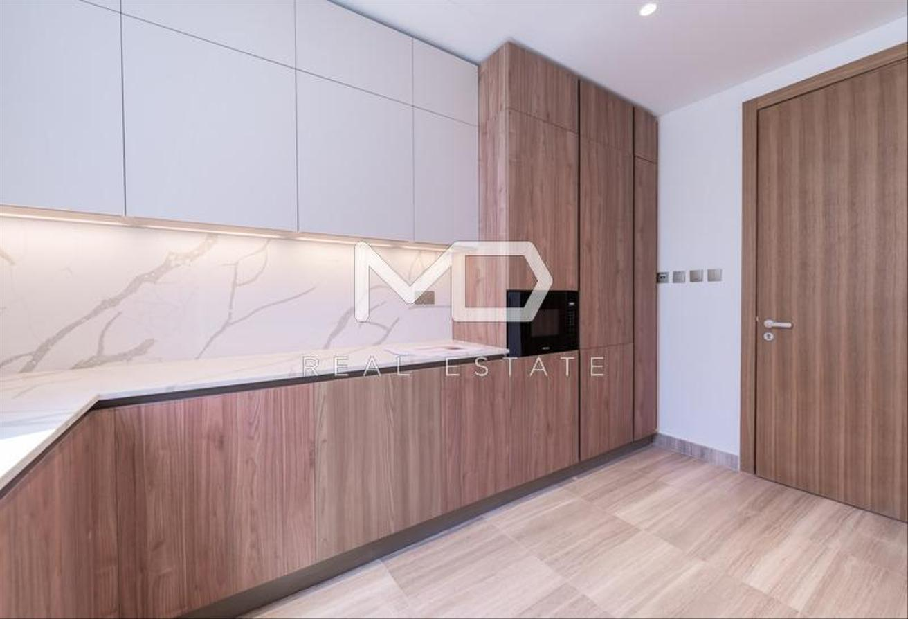 Landscaped Corner Unit| Water View| Luxury Living - Marfaa Al Jubail, Jubail Island - MD-S-124929