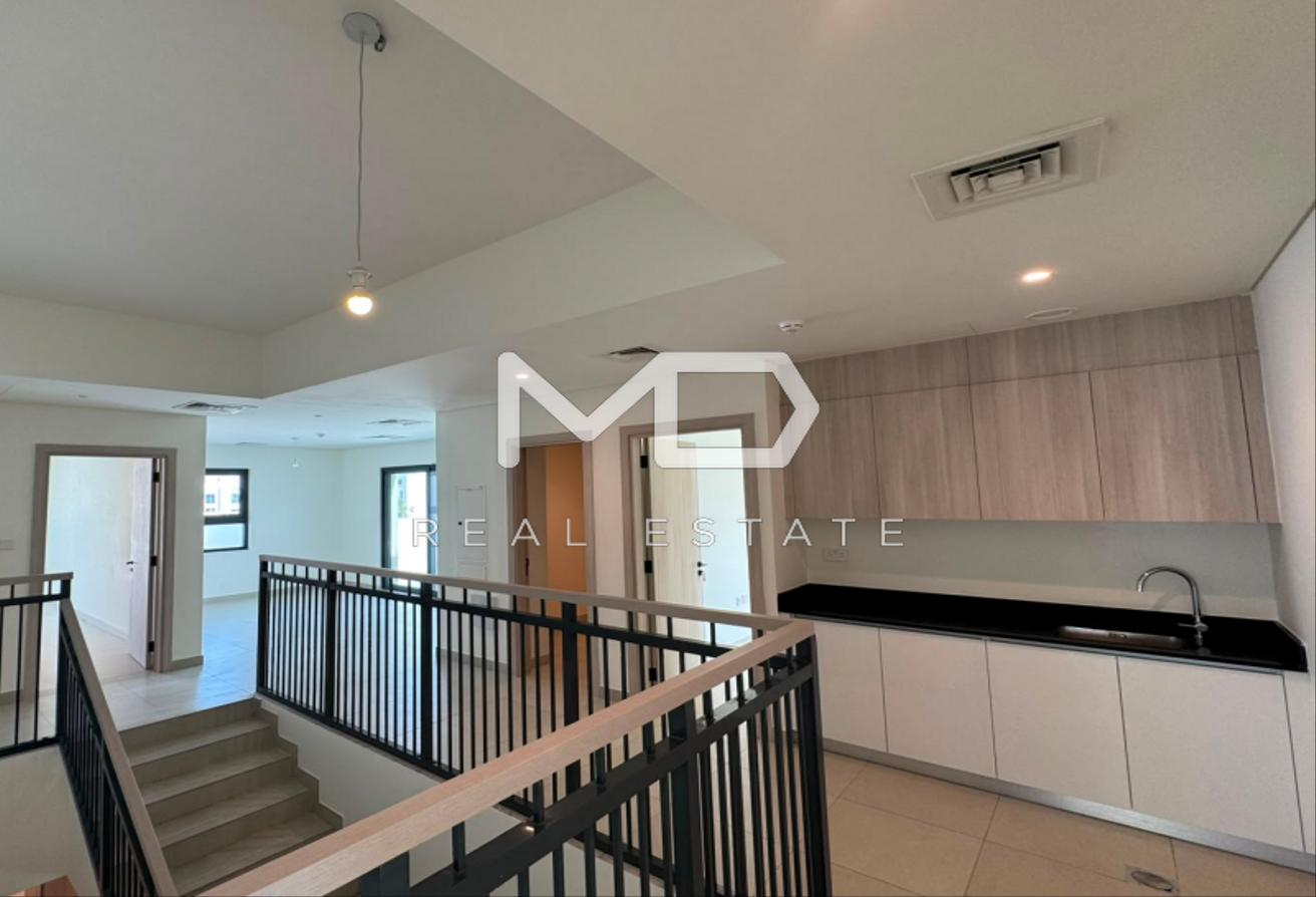 Mediterranean Style I Brand New | Prime Location - Fay Al Reeman, Shamkha - MD-S-124932